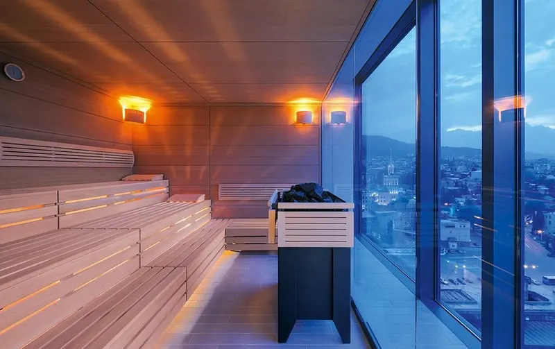 Sauna su vaizdu į miestą, Radisson Blu Iveria